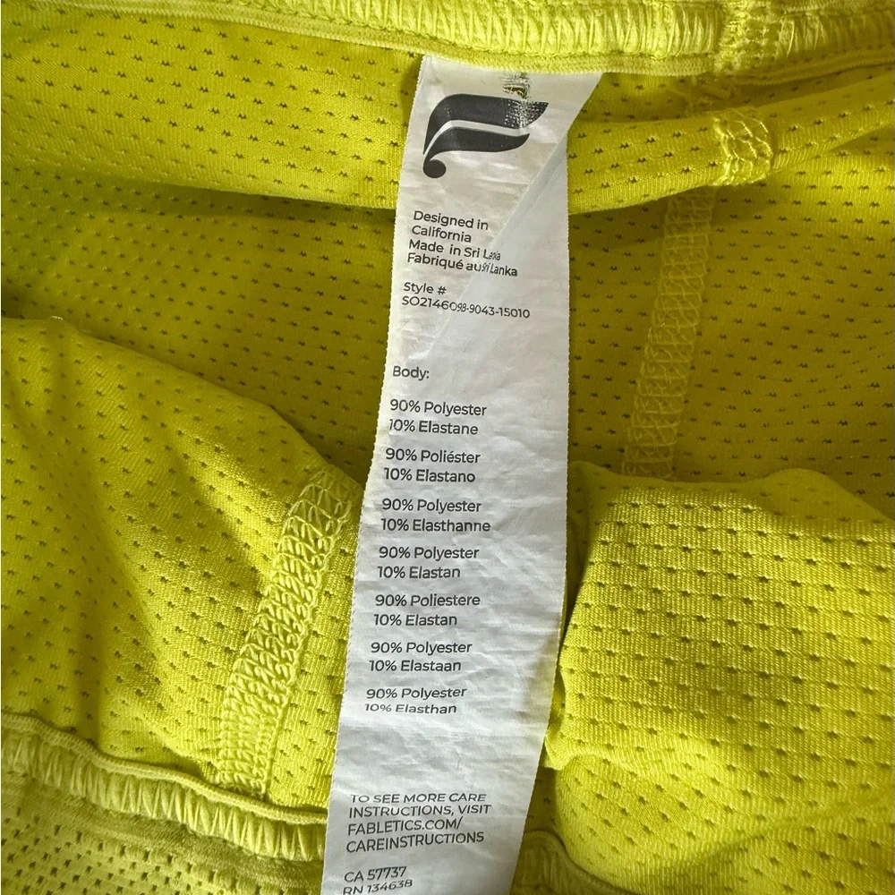 Fabletics. 7 inch Universal Tennis Fundamental Short. Highlighter Yellow. XS